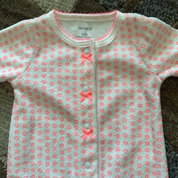 Carter's Onesie with Cute Pink Flowers and Bows (Newborn) - Picture 2 of 5